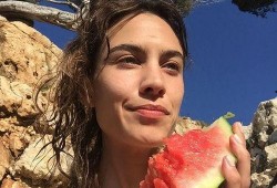 娱乐圈吃瓜元素,揭秘明星们的甜蜜与苦涩